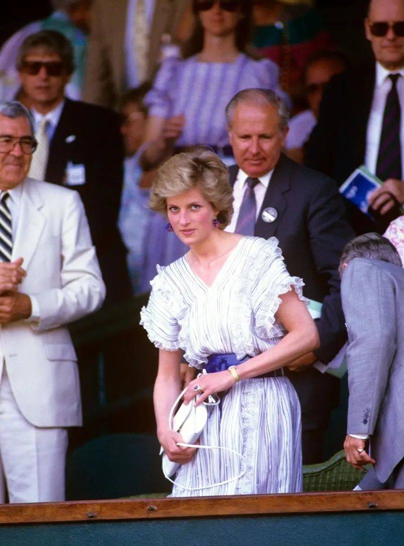 更体现了他 更体现了他